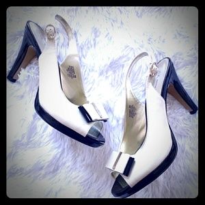 AK Esmari Retro Peep Toe Bow Slingback Career Heel